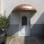 Hirschenbraeu Michel Pensión 3*