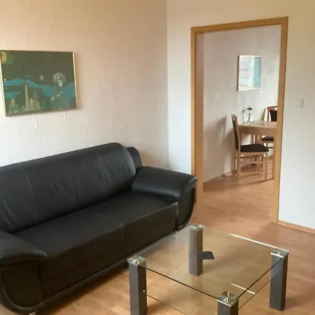 Hirschenbraeu Michel بيت ضيافة Rauhenebrach